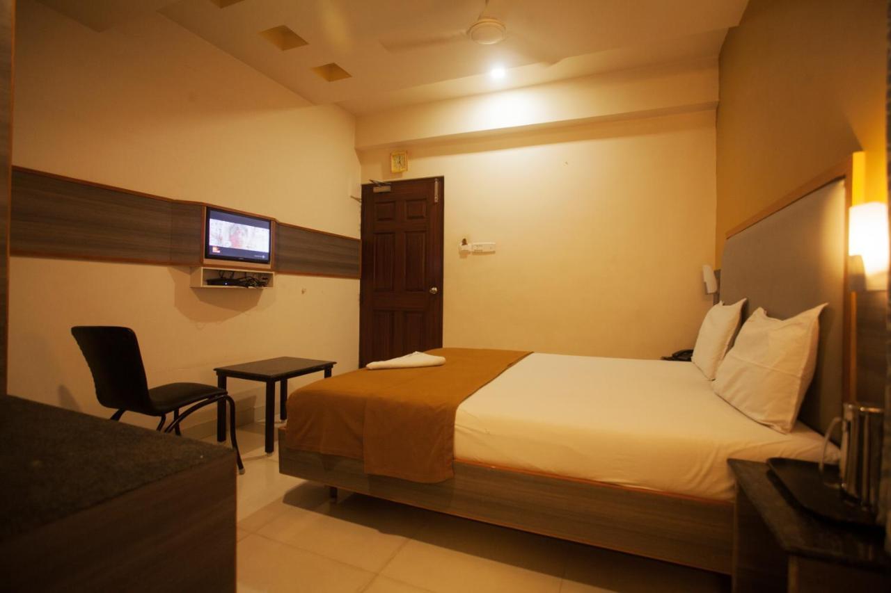 P K Rresidency Hotel Madurai Bagian luar foto